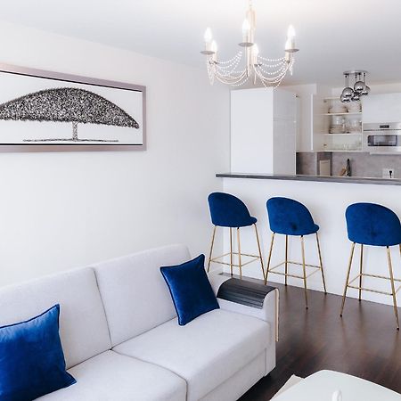 Appartement Luxueux, Neuf & Equipe A Versailles, Saint-Cyr-lʼÉcole Eksteriør billede