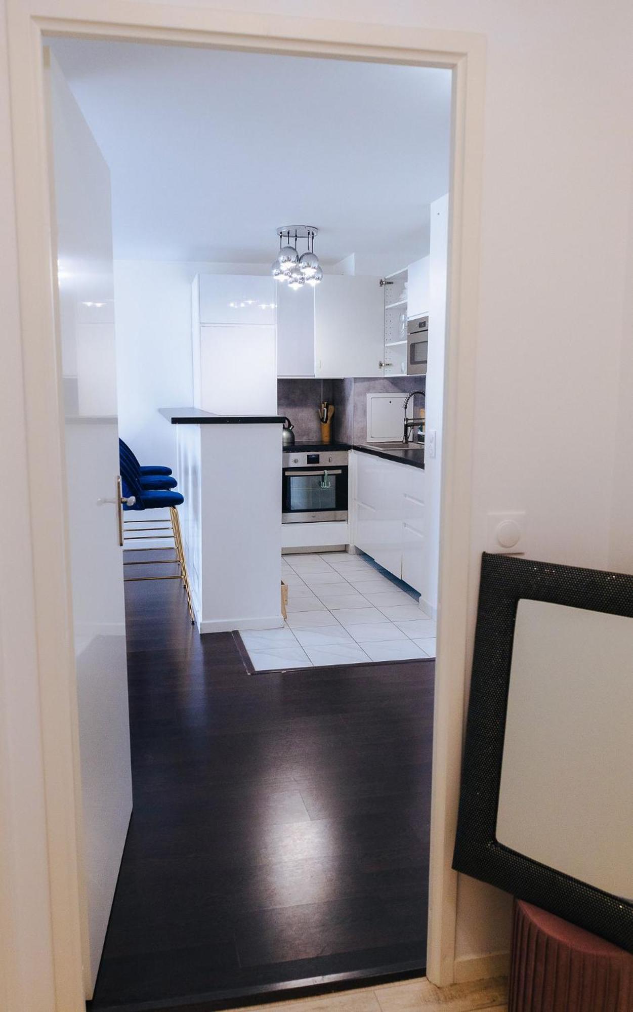 Appartement Luxueux, Neuf & Equipe A Versailles, Saint-Cyr-lʼÉcole Eksteriør billede
