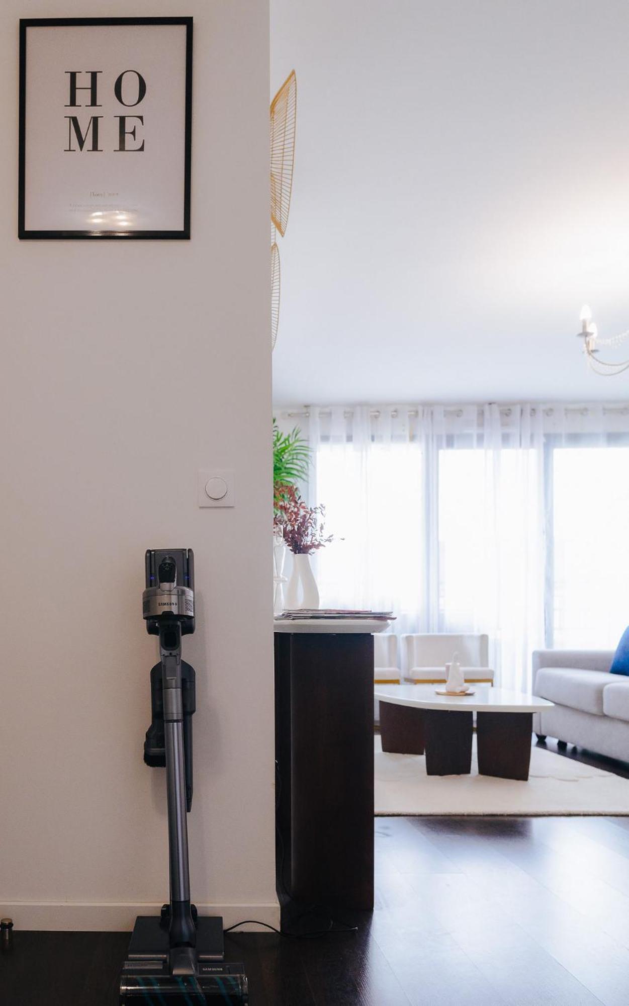 Appartement Luxueux, Neuf & Equipe A Versailles, Saint-Cyr-lʼÉcole Eksteriør billede